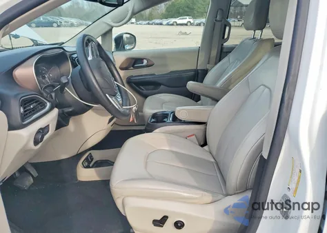 2021 Chrysler Voyager Lxi z USA, uszkodzony, nr VIN 2C4RC1DGXMR551754